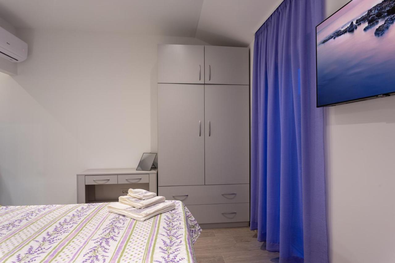 Secluded House - Guaranteed Privacy - Heated Pool Βίλα Klis Εξωτερικό φωτογραφία